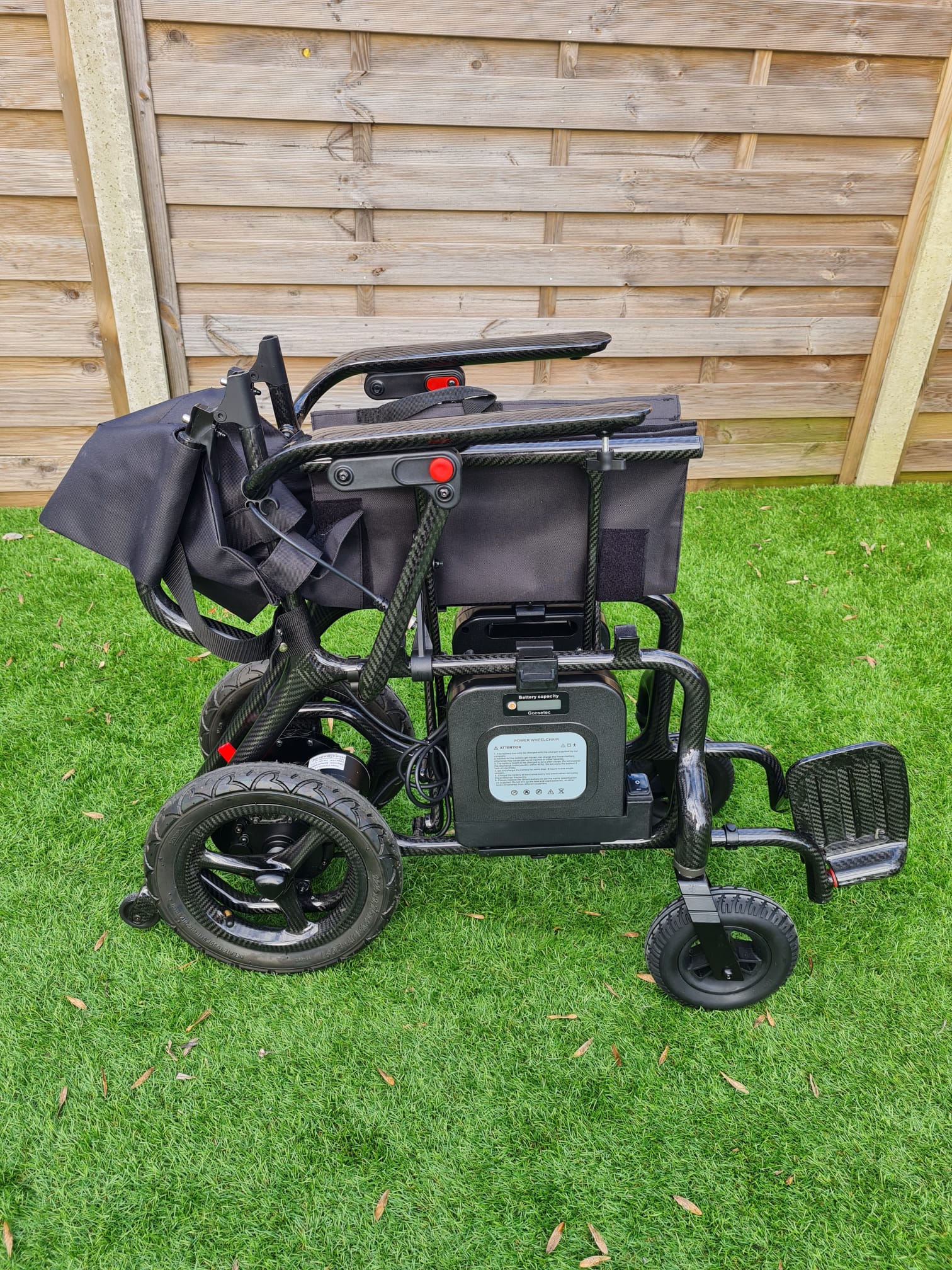 EeZeeGo-LW3 Carbon Lightweight Folding Electric Wheelchair - Image 9